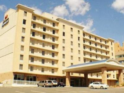 Holiday Inn Express Уотърбъри Екстериор снимка